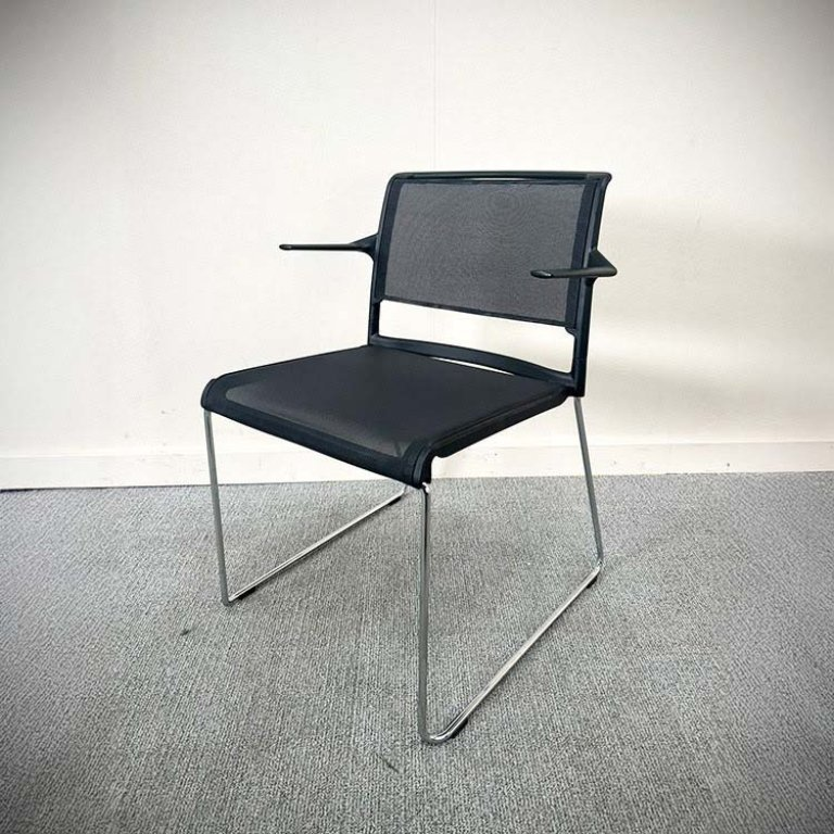Wilkhahn Aline Stackable Visitor Chair black